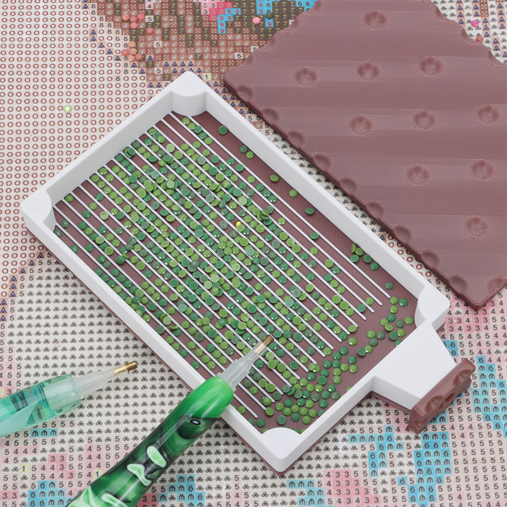 DIY Craft Diamond Painting Tra - Craft Embellishment Storage のレビューと価格