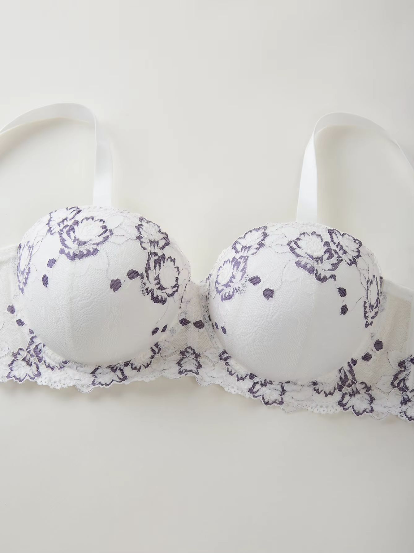 Plus Size Lace & Embroidery Wo - Embroidery Embellishments のレビューと価格