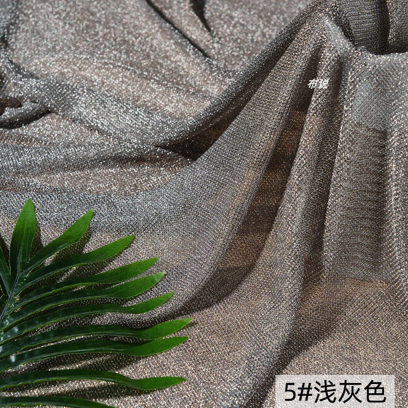 Light Gray Metallic Thread Fab - Crystal Mesh Fabric のレビューと価格