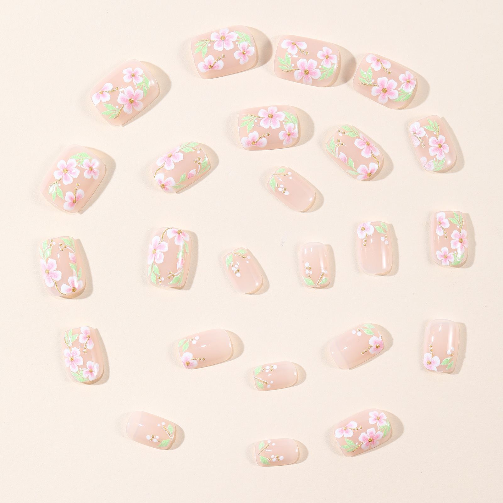 Short Medium fake nails for wo - Embroidery Embellishments のレビューと価格