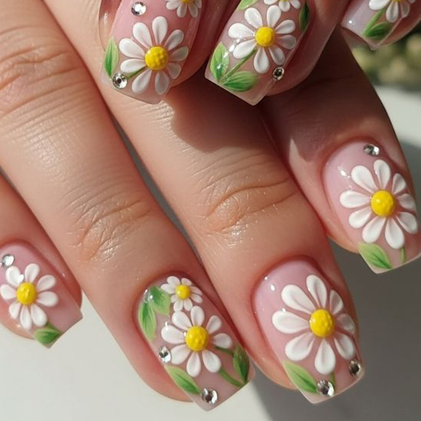 Short Medium fake nails for wo - Embroidery Embellishments のレビューと価格