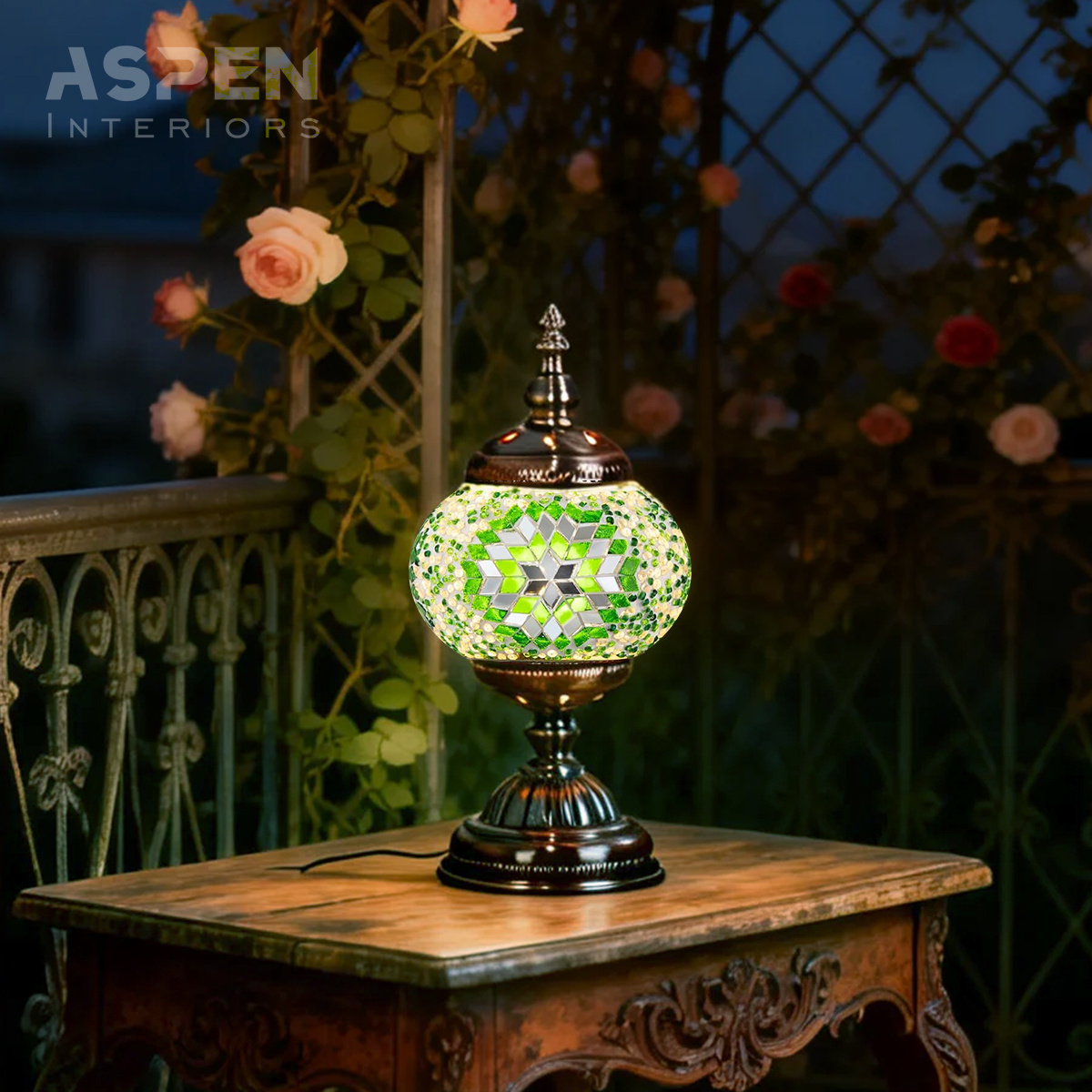 DIY Colored Glass Mosaic Table - Craft Embellishments のレビューと価格