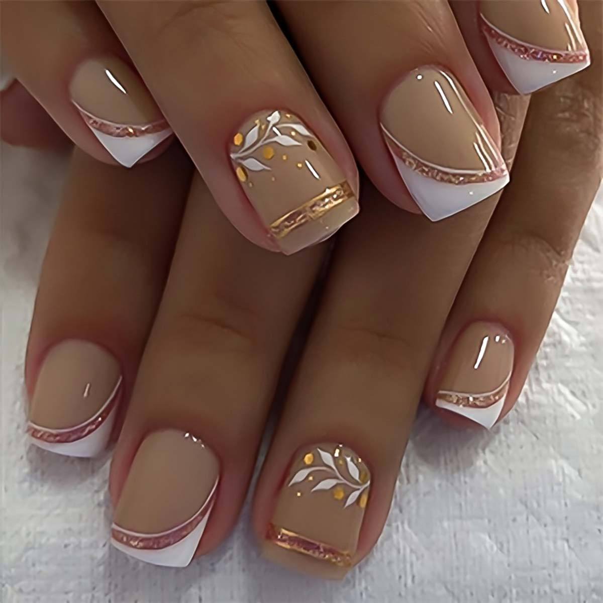 Short Square Fake Nails Golden - Embroidery Embellishments のレビューと価格