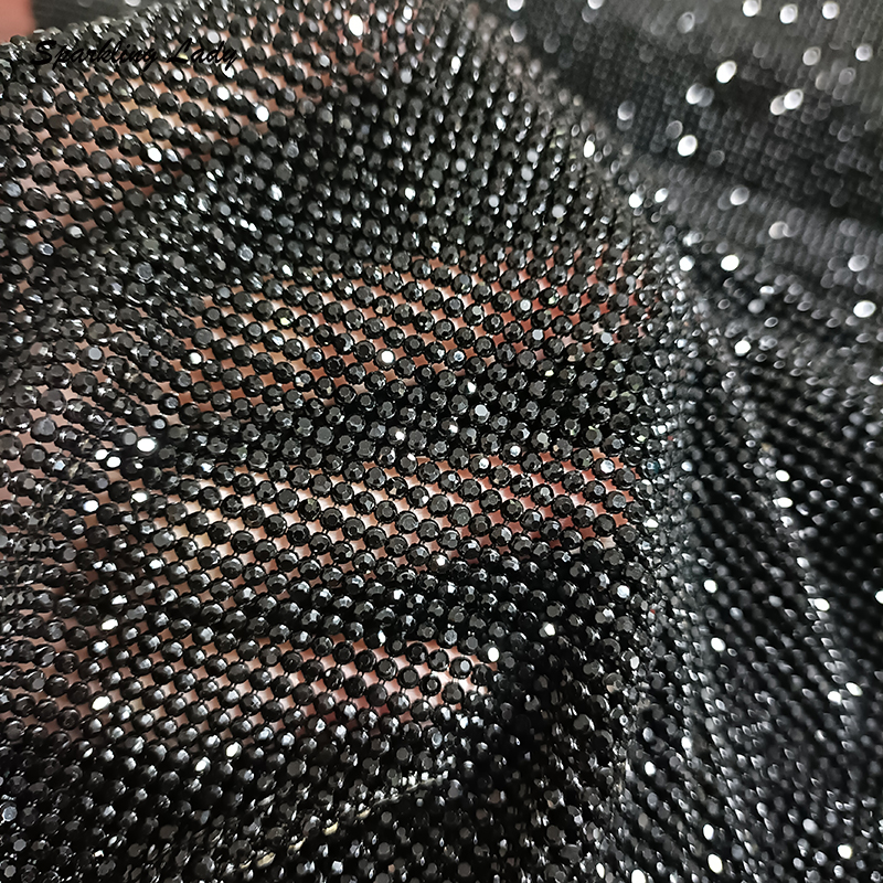 2MM Silver Crystal Mesh Fabric - Crystal Mesh Fabric のレビューと価格